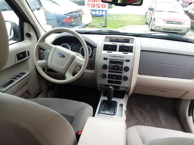 2008 Ford Escape XLT 4dr SUV I4